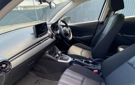 Mazda Demio IV, 2017 год, 900 000 рублей, 10 фотография