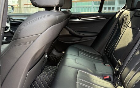 BMW 5 серия, 2018 год, 3 240 000 рублей, 15 фотография