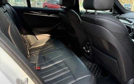 BMW 5 серия, 2018 год, 3 240 000 рублей, 22 фотография