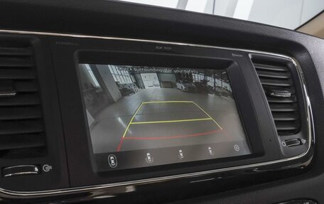 KIA Carnival III, 2019 год, 3 150 000 рублей, 15 фотография
