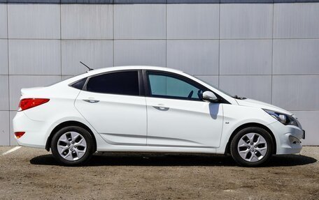 Hyundai Solaris II рестайлинг, 2014 год, 1 390 000 рублей, 5 фотография