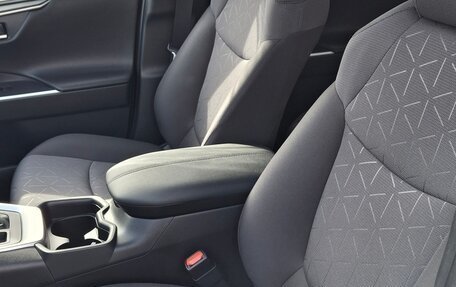 Toyota RAV4, 2021 год, 4 720 000 рублей, 7 фотография
