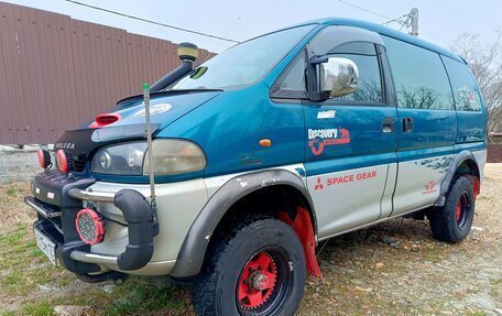 Mitsubishi Delica IV, 1997 год, 1 200 000 рублей, 10 фотография