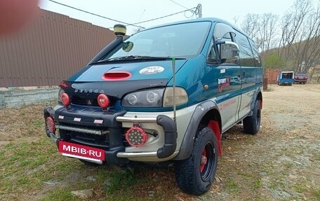 Mitsubishi Delica IV, 1997 год, 1 200 000 рублей, 2 фотография