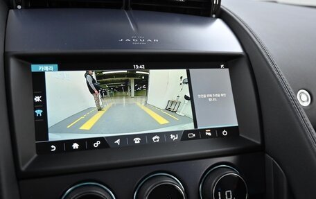 Jaguar F-Type I рестайлинг 2, 2022 год, 4 290 000 рублей, 8 фотография