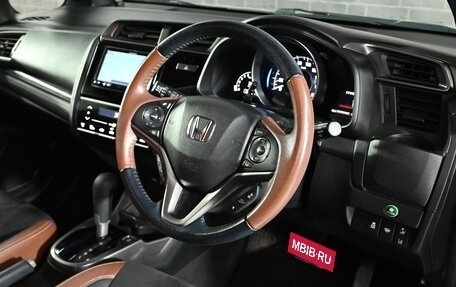 Honda Fit III, 2019 год, 1 450 000 рублей, 12 фотография