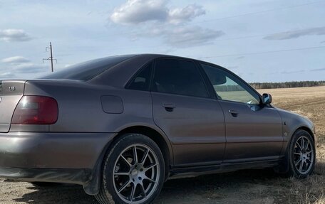 Audi A4, 1997 год, 550 000 рублей, 8 фотография