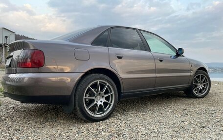 Audi A4, 1997 год, 550 000 рублей, 11 фотография