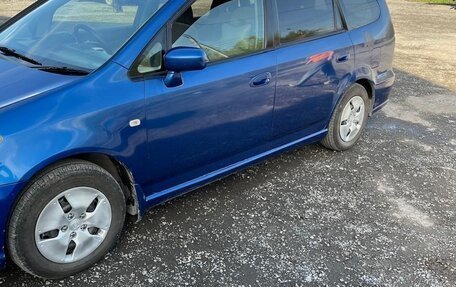 Honda Stream I рестайлинг, 2003 год, 710 000 рублей, 3 фотография