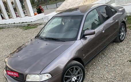 Audi A4, 1997 год, 550 000 рублей, 10 фотография