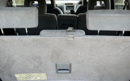 Honda Stream I рестайлинг, 2003 год, 710 000 рублей, 22 фотография