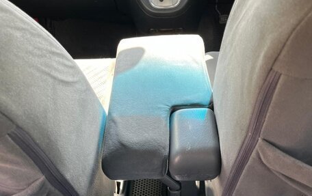 Honda Stream I рестайлинг, 2003 год, 710 000 рублей, 13 фотография