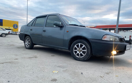Daewoo Nexia I рестайлинг, 1998 год, 130 000 рублей, 6 фотография