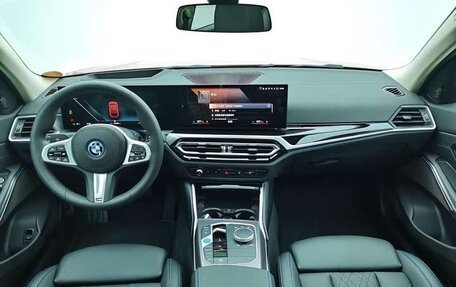 BMW i3 I01 рестайлинг, 2023 год, 2 700 000 рублей, 14 фотография