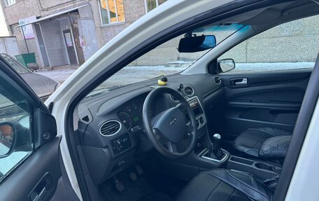 Ford Focus II рестайлинг, 2005 год, 360 000 рублей, 4 фотография