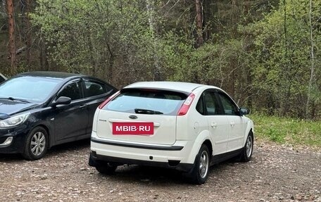 Ford Focus II рестайлинг, 2005 год, 360 000 рублей, 2 фотография