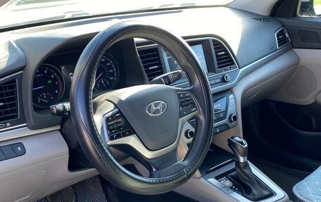 Hyundai Elantra VI рестайлинг, 2018 год, 1 395 000 рублей, 2 фотография