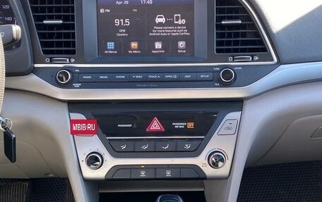 Hyundai Elantra VI рестайлинг, 2018 год, 1 395 000 рублей, 5 фотография