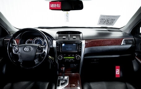 Toyota Camry, 2014 год, 1 599 900 рублей, 13 фотография