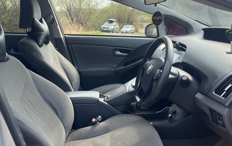 Toyota Prius, 2009 год, 950 000 рублей, 7 фотография