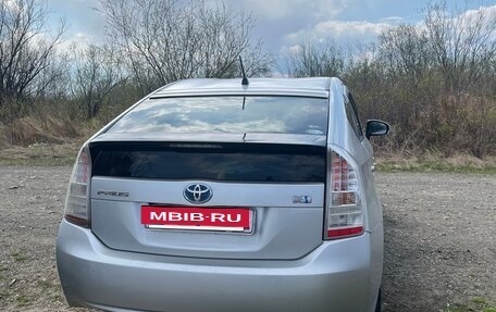 Toyota Prius, 2009 год, 950 000 рублей, 4 фотография