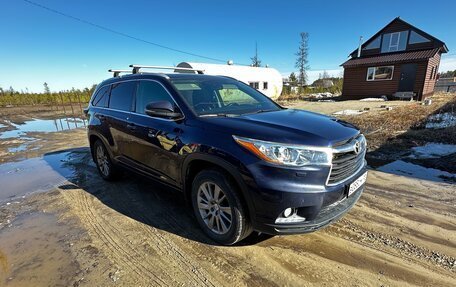 Toyota Highlander III, 2014 год, 3 200 000 рублей, 2 фотография