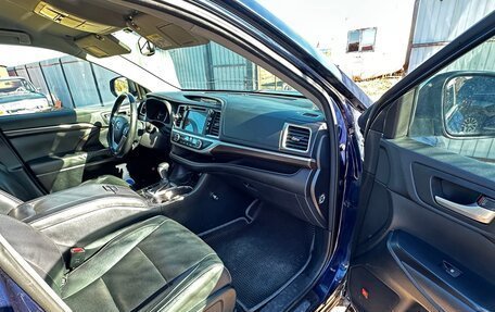 Toyota Highlander III, 2014 год, 3 200 000 рублей, 8 фотография