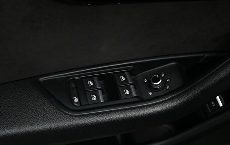 Audi A4, 2019 год, 2 190 000 рублей, 13 фотография