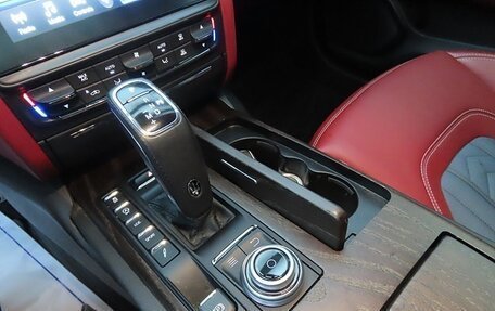 Maserati Quattroporte VI, 2022 год, 4 936 000 рублей, 5 фотография
