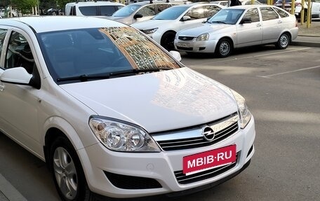 Opel Astra H, 2012 год, 780 000 рублей, 1 фотография