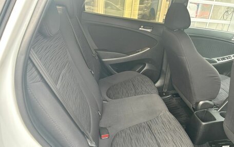 Hyundai Solaris II рестайлинг, 2016 год, 889 000 рублей, 17 фотография
