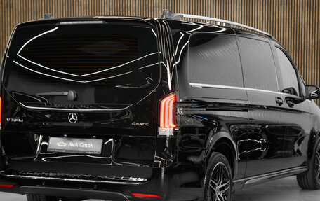 Mercedes-Benz V-Класс, 2024 год, 30 700 000 рублей, 4 фотография