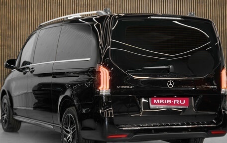 Mercedes-Benz V-Класс, 2024 год, 30 700 000 рублей, 6 фотография