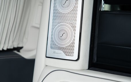 Mercedes-Benz V-Класс, 2024 год, 30 700 000 рублей, 29 фотография