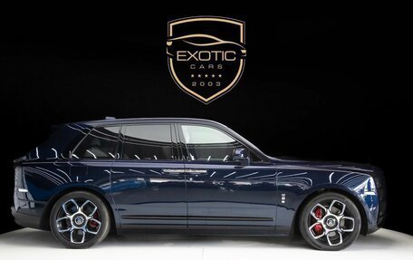 Rolls-Royce Cullinan, 2022 год, 39 000 000 рублей, 5 фотография