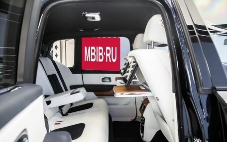 Rolls-Royce Cullinan, 2022 год, 39 000 000 рублей, 4 фотография