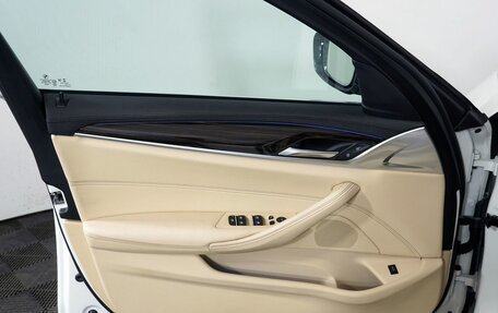BMW 5 серия, 2017 год, 3 359 000 рублей, 10 фотография