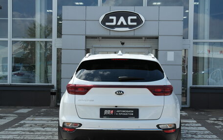 KIA Sportage IV рестайлинг, 2022 год, 2 728 000 рублей, 4 фотография