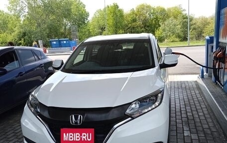 Honda Vezel, 2014 год, 1 450 000 рублей, 3 фотография