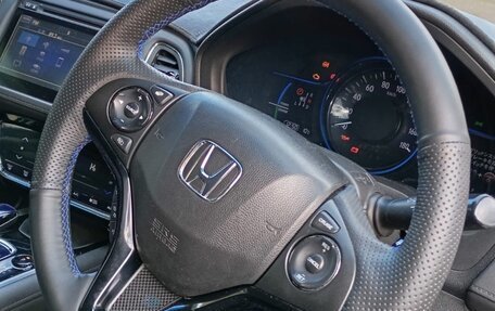 Honda Vezel, 2014 год, 1 450 000 рублей, 9 фотография