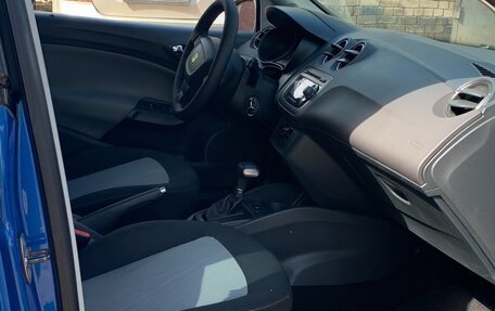 SEAT Ibiza IV рестайлинг 2, 2012 год, 659 000 рублей, 12 фотография