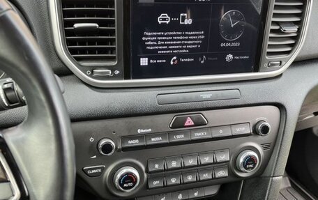KIA Sportage IV рестайлинг, 2021 год, 2 900 000 рублей, 5 фотография