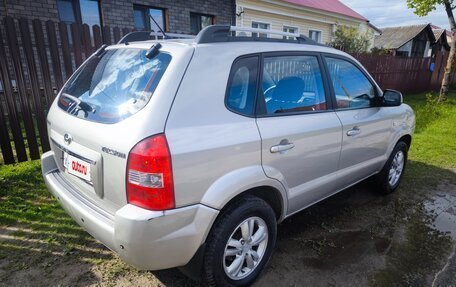 Hyundai Tucson III, 2008 год, 950 000 рублей, 3 фотография