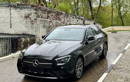 Mercedes-Benz E-Класс, 2021 год, 5 330 000 рублей, 3 фотография