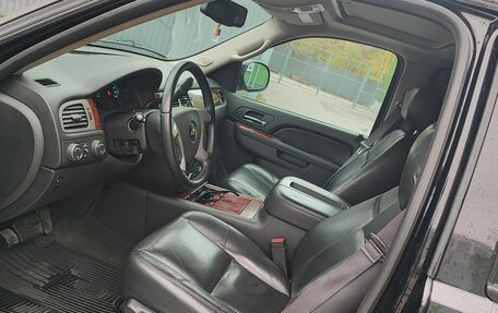 Chevrolet Tahoe III, 2013 год, 2 500 000 рублей, 10 фотография