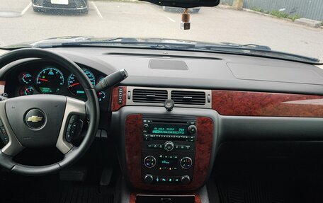 Chevrolet Tahoe III, 2013 год, 2 500 000 рублей, 13 фотография