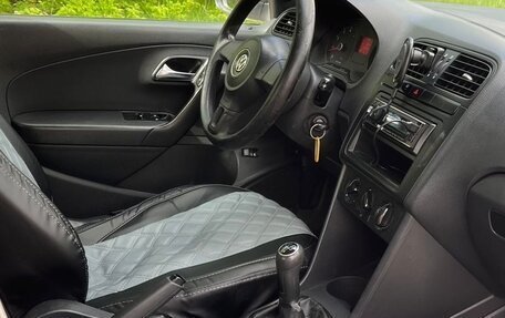 Volkswagen Polo VI (EU Market), 2012 год, 700 000 рублей, 8 фотография