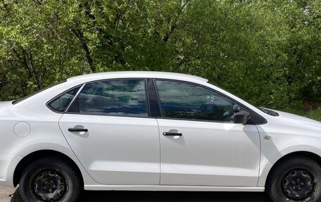 Volkswagen Polo VI (EU Market), 2012 год, 700 000 рублей, 3 фотография