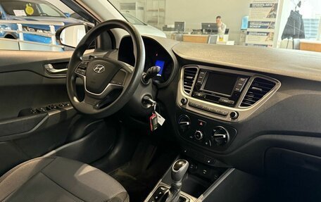 Hyundai Solaris II рестайлинг, 2021 год, 1 600 000 рублей, 19 фотография