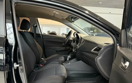 Hyundai Solaris II рестайлинг, 2021 год, 1 600 000 рублей, 20 фотография